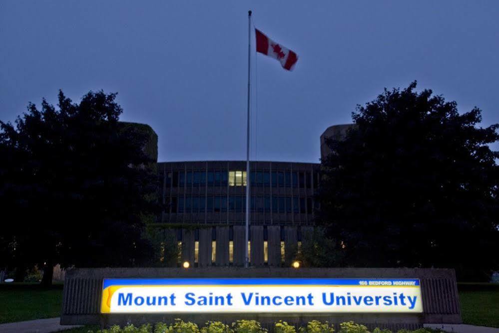 Mount Saint Vincent University 핼리팩스 외부 사진